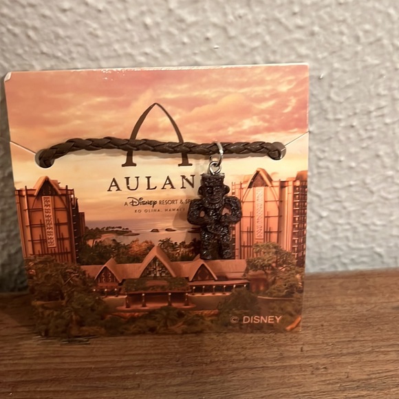 Aulani Menehune necklace - Picture 2 of 4